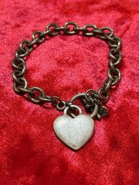 Vintage 90s Y2K American Eagle AE Chunky Link Toggle Bracelet Heart Charm